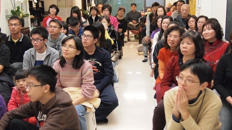 2014年1月31日初一 高雄《明覺法堂》迎春拜年花絮