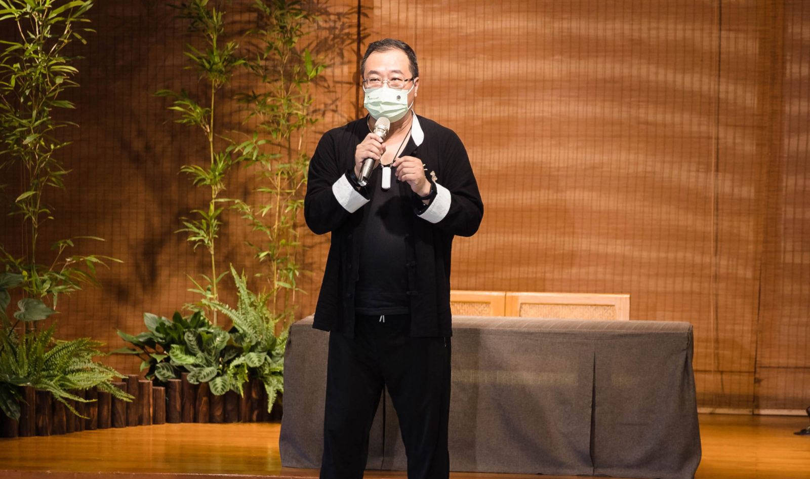 一場扭轉生命的心能講座－「弘聖靈覺禪師心能講座：中華文化與當代的鴻溝」