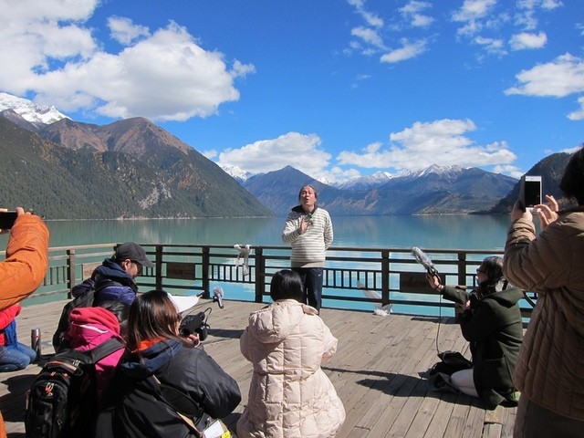 文萃 第 7 期 【信而有徵】西藏西行──回歸香巴拉 文萃 第 7 期 【信而有徵】西藏西行──回歸香巴拉